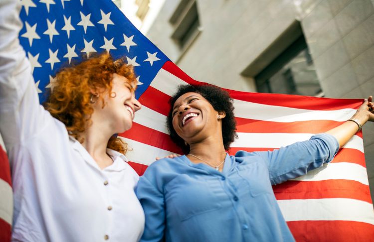 16 4th of July Social Media Posts to Make Your Brand Sparkle & Shine